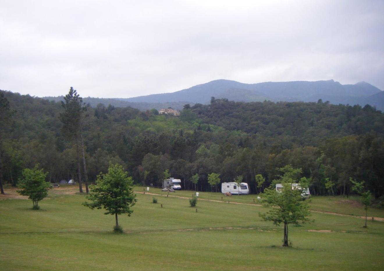 Camping Maçanet de Cabrenys Exteriör bild