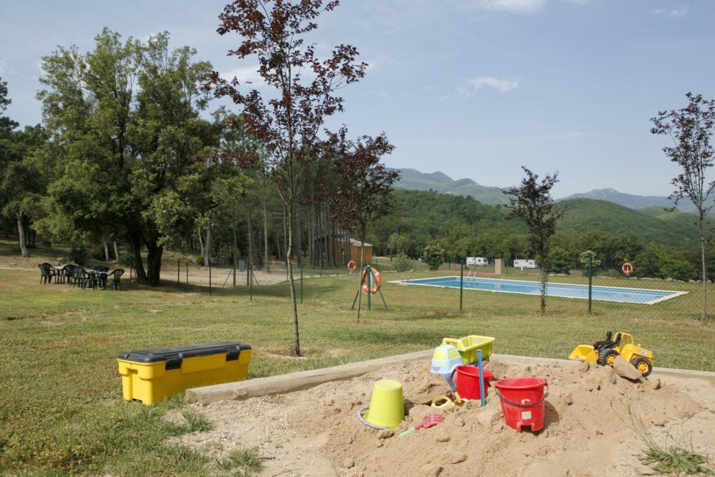 Camping Maçanet de Cabrenys Exteriör bild