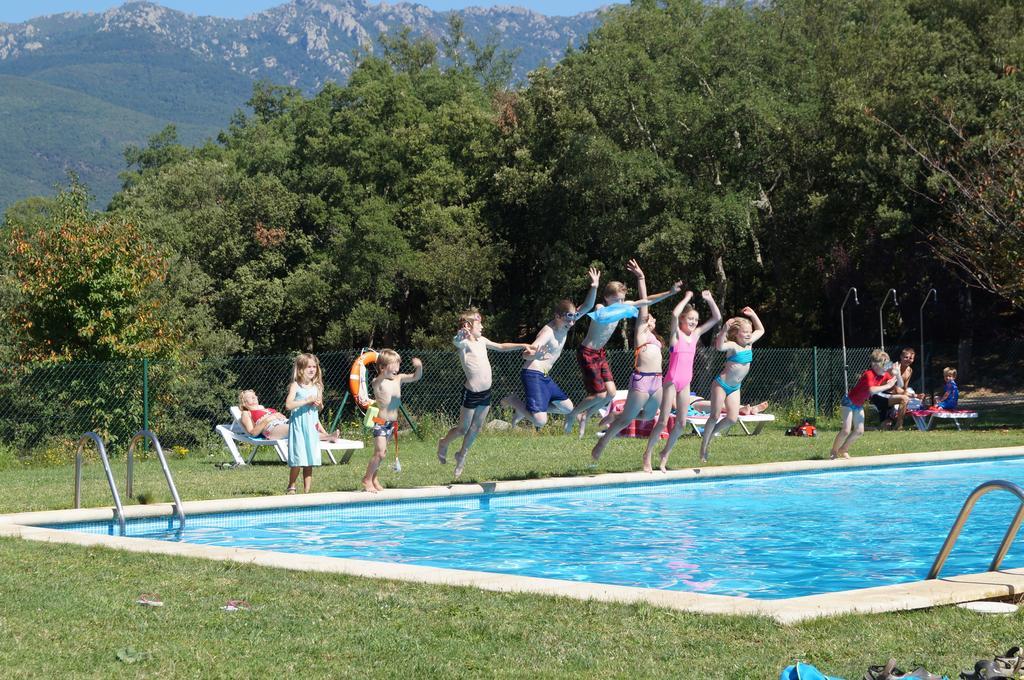 Camping Maçanet de Cabrenys Exteriör bild