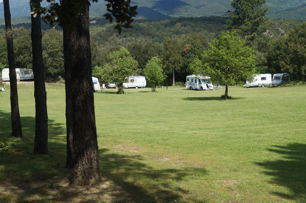 Camping Maçanet de Cabrenys Exteriör bild