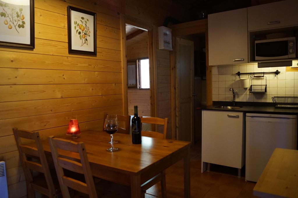 Camping Maçanet de Cabrenys Exteriör bild
